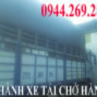 Xe chở hàng về Bình Định