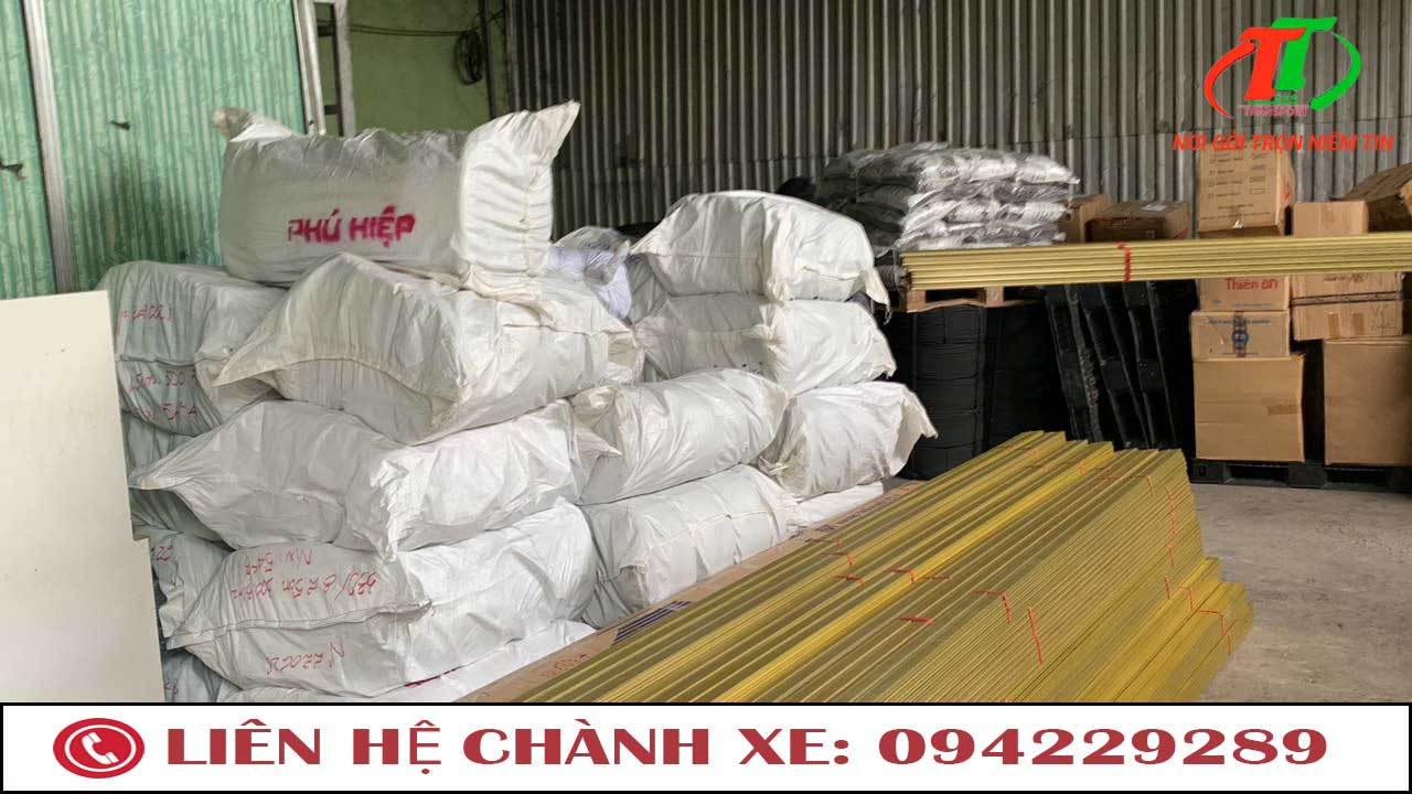 xe tai cho hang di campuchia